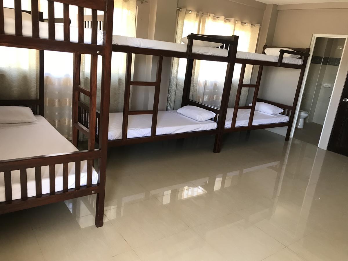 Reddoorz El Senor Jesus Apartelle Vigan Ilocos Hotel Bagian luar foto