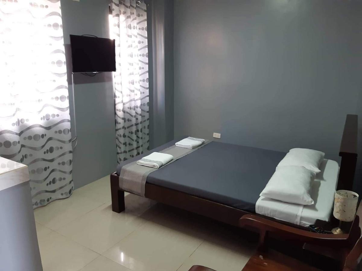 Reddoorz El Senor Jesus Apartelle Vigan Ilocos Hotel Bagian luar foto