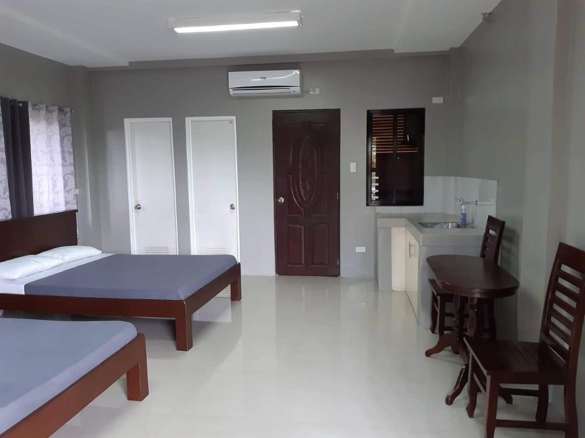 Reddoorz El Senor Jesus Apartelle Vigan Ilocos Hotel Bagian luar foto